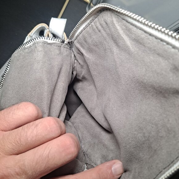 Vince Camuto Lenka colorblock leather crossbody bag in White Swan - Picture 13 of 16